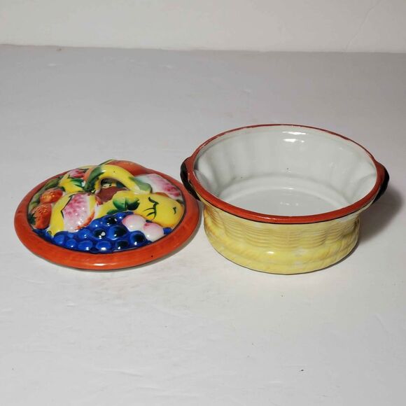 Gold Castle Fruit Trinket Box Japan Vintage - Picture 9 of 9